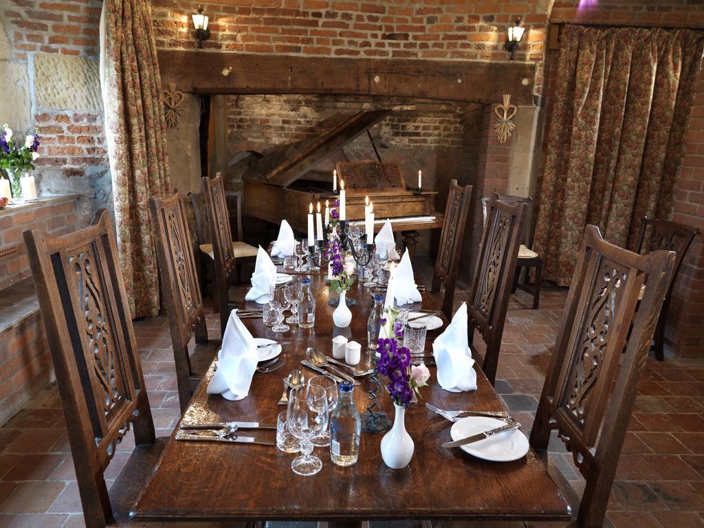 Soulton Hall Wem Екстериор снимка